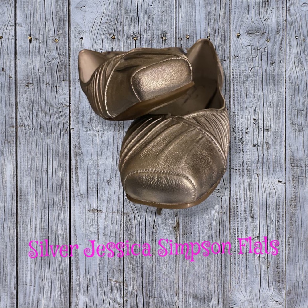 Silver Jessica Simpson Flats sz 6 1/2